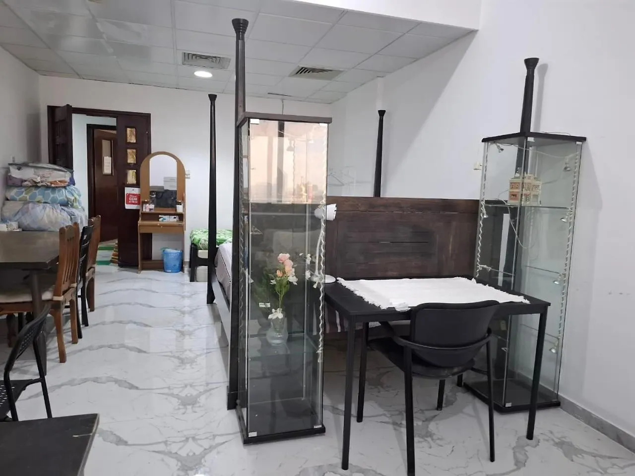 Проживание в семье 4 Beds In A Room For Group Абу-Даби
