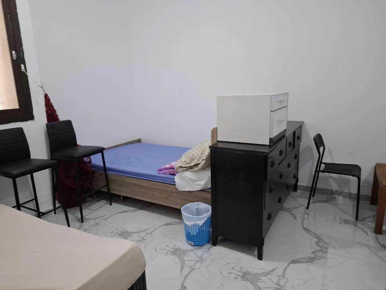 4 Beds In A Room For Group Абу-Даби